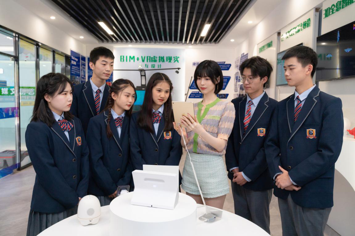 新華電腦學校教學怎么樣？演員盧杉這么說